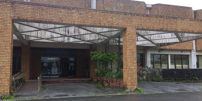 南城市立図書館大里分館