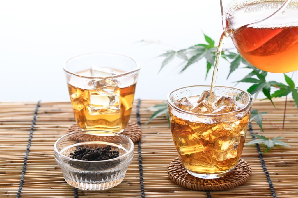 さっぱり飲みやすい「紅茶割り・さんぴん茶割り」