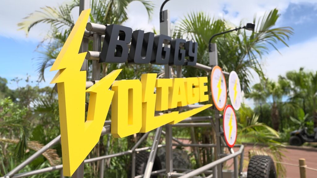 BUGGY VOLTAGE(バギー ボルテージ)の入口看板