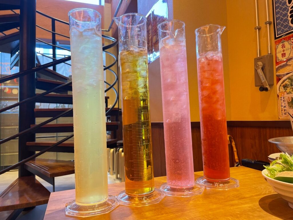 4種の味のシリンダーサワー