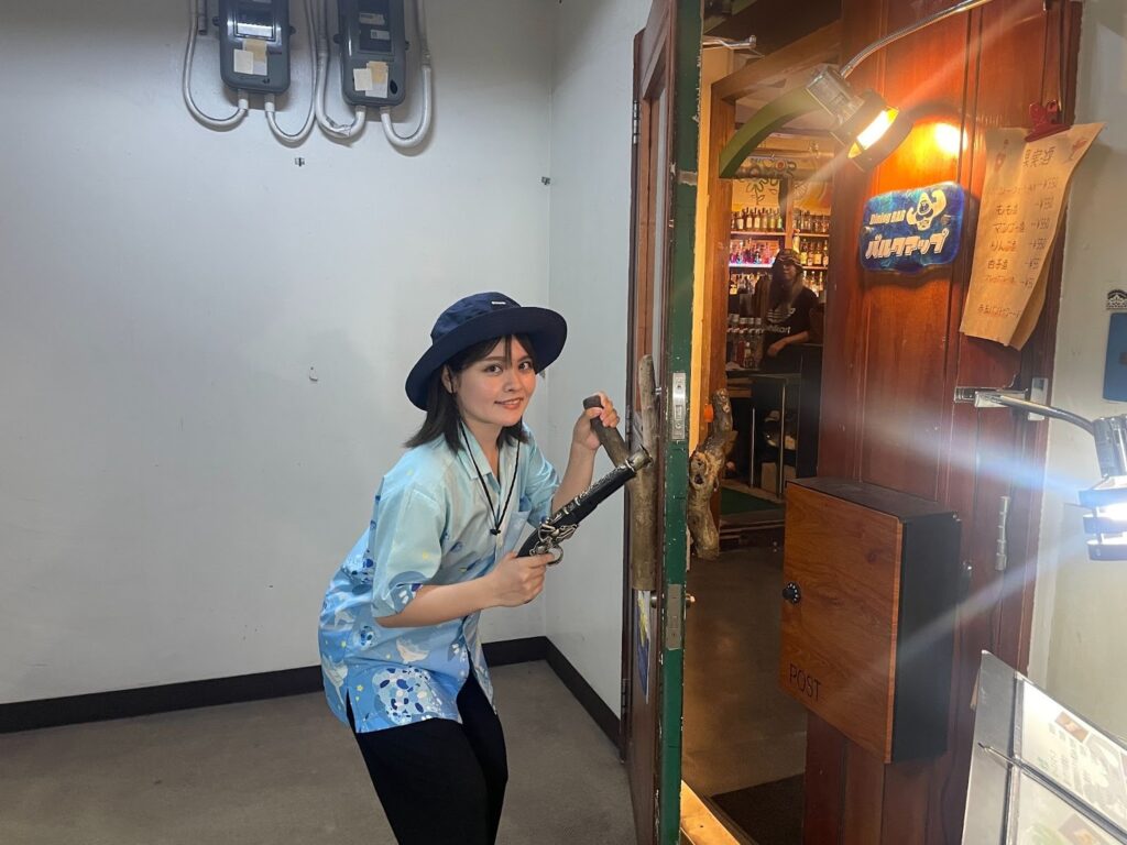 Dining BAR バルクアップへ入るはーるー