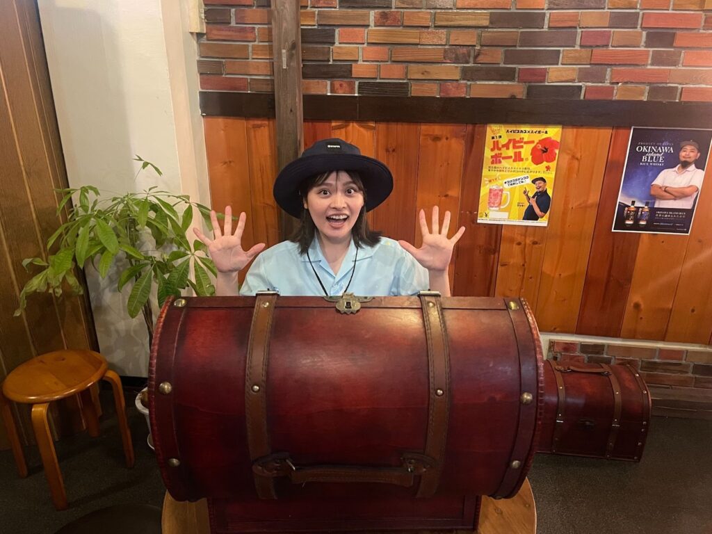 宝箱を開けるはーるー