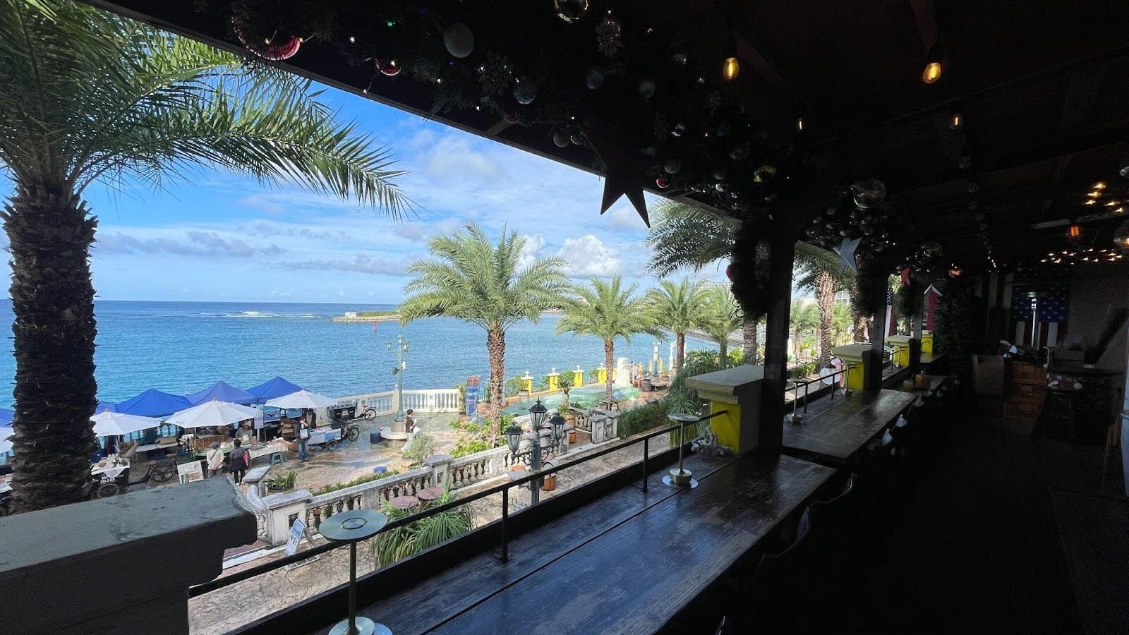 ホライズン カレーワークステラス席