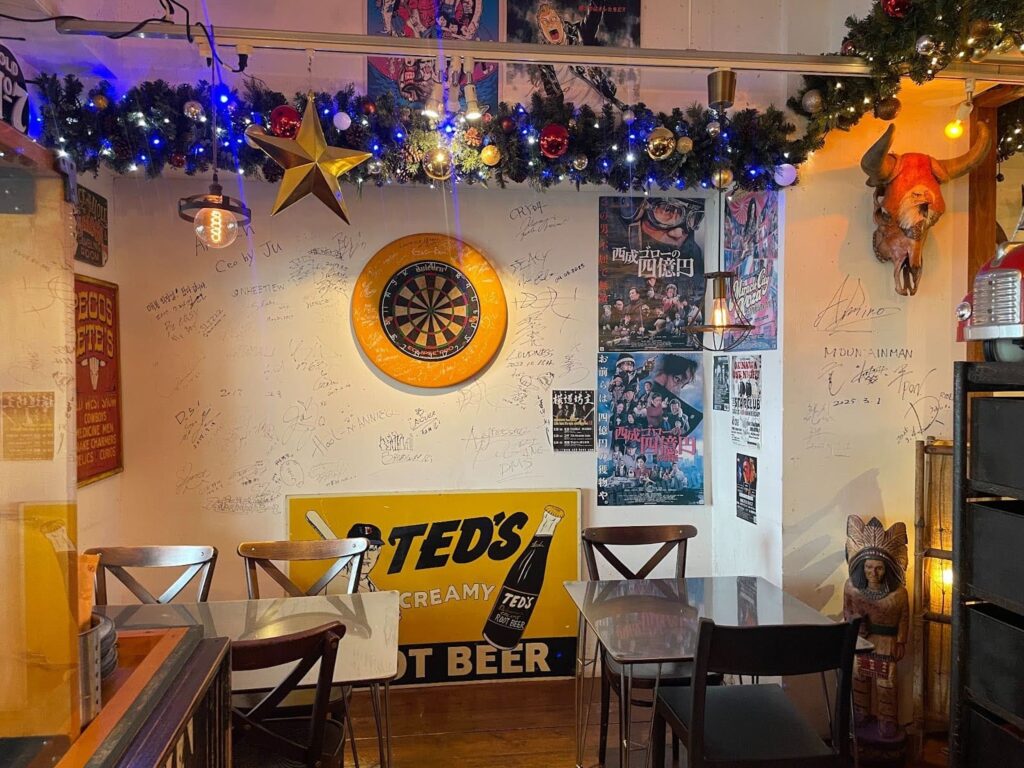 ホライズン カレーワークス雰囲気