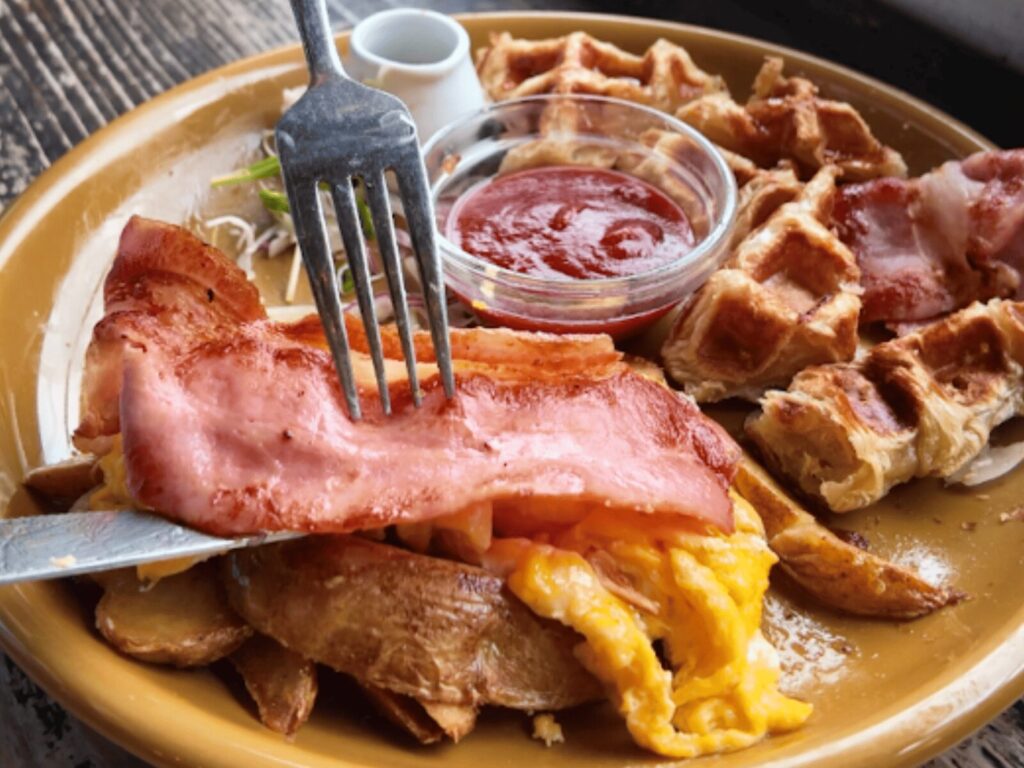 ジャークチキンクロッフル