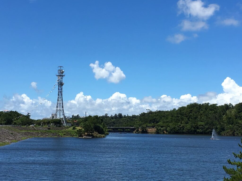 漢那ダム(かんなダム)