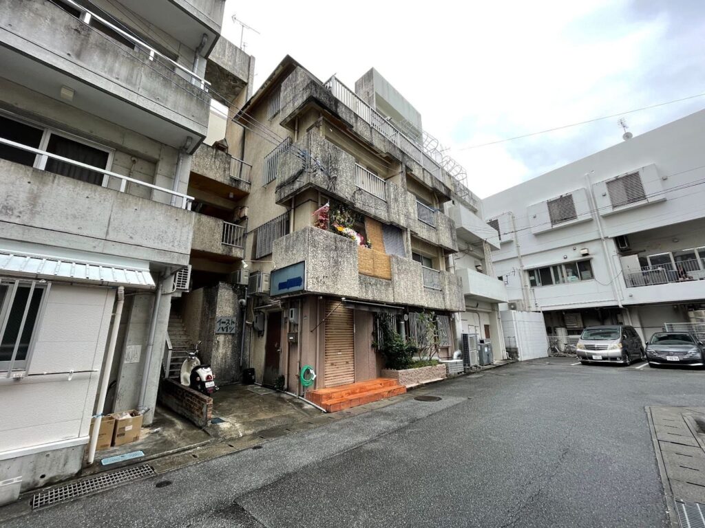 あぐーおじいの店外観