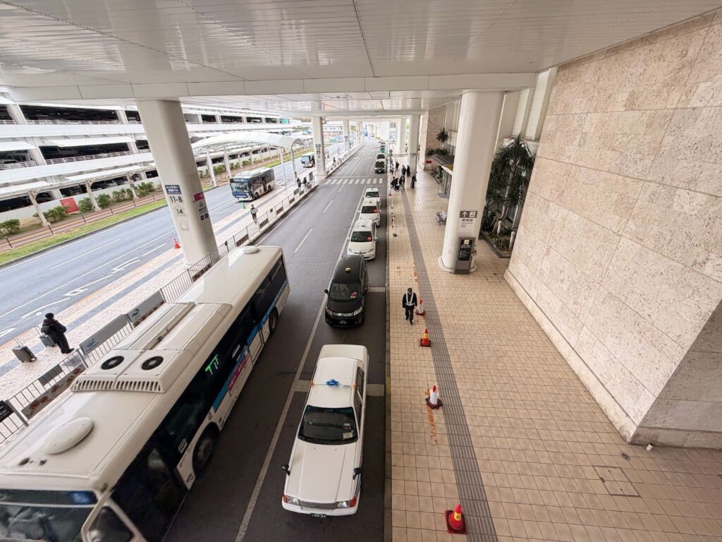 那覇空港到着道路