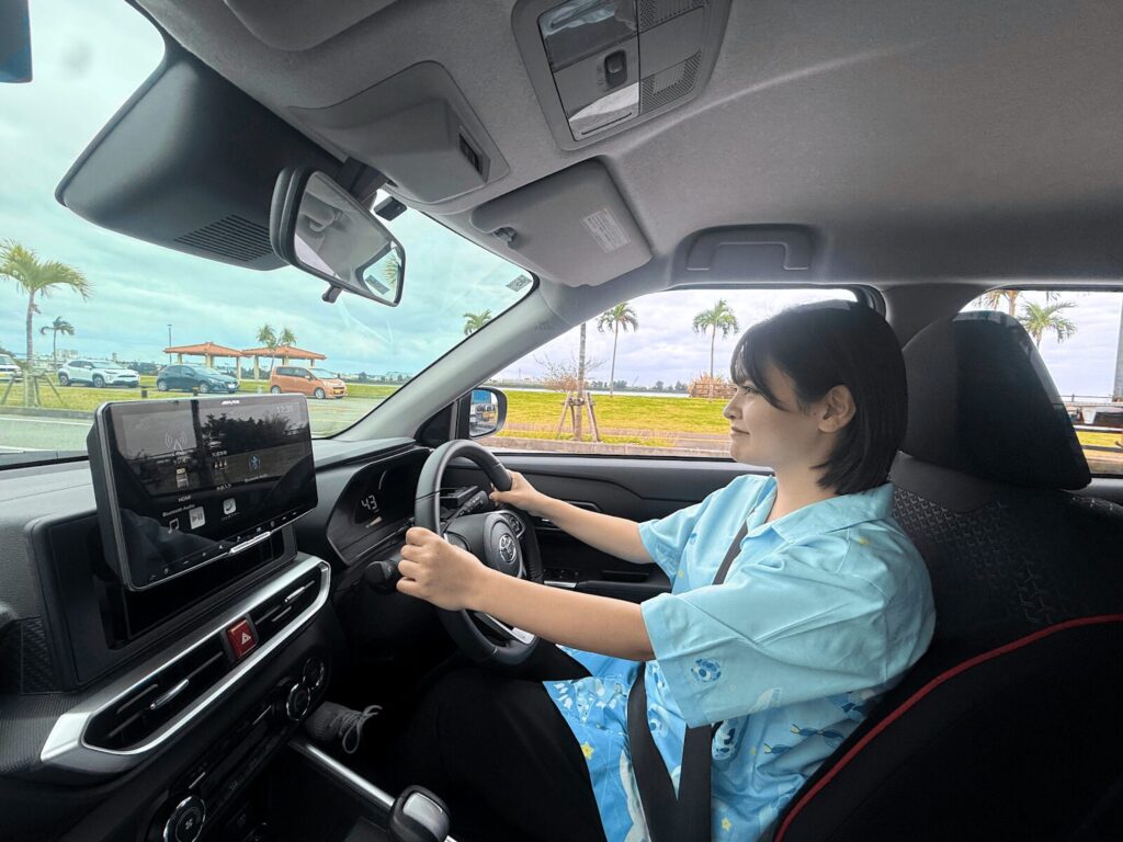 運転するはーるー