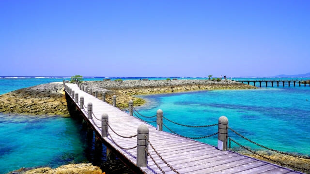 シェラトン沖縄サンマリーナリゾート前ビーチ