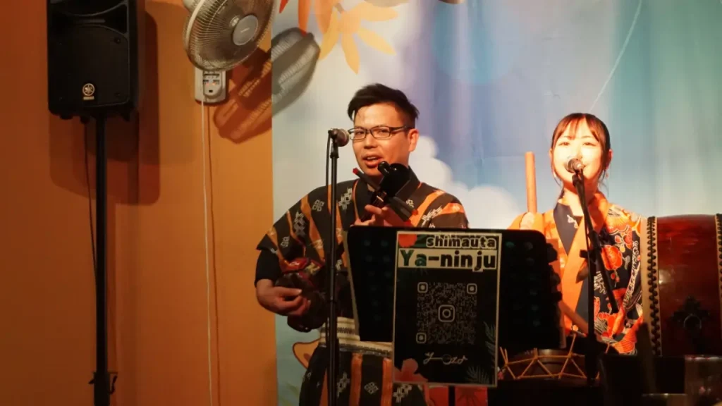 ライブする演者
