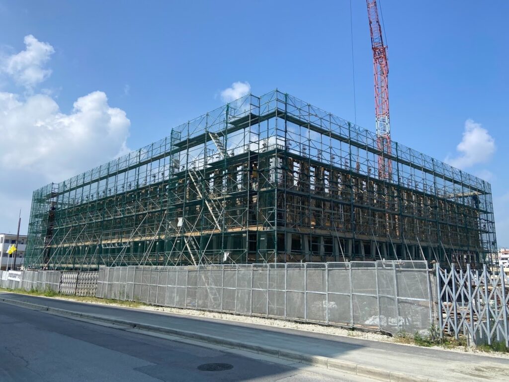 建設中の新校舎