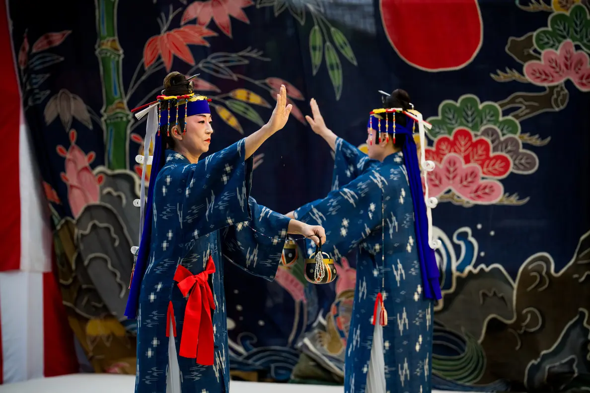 竹富の奉納芸能タノリャー