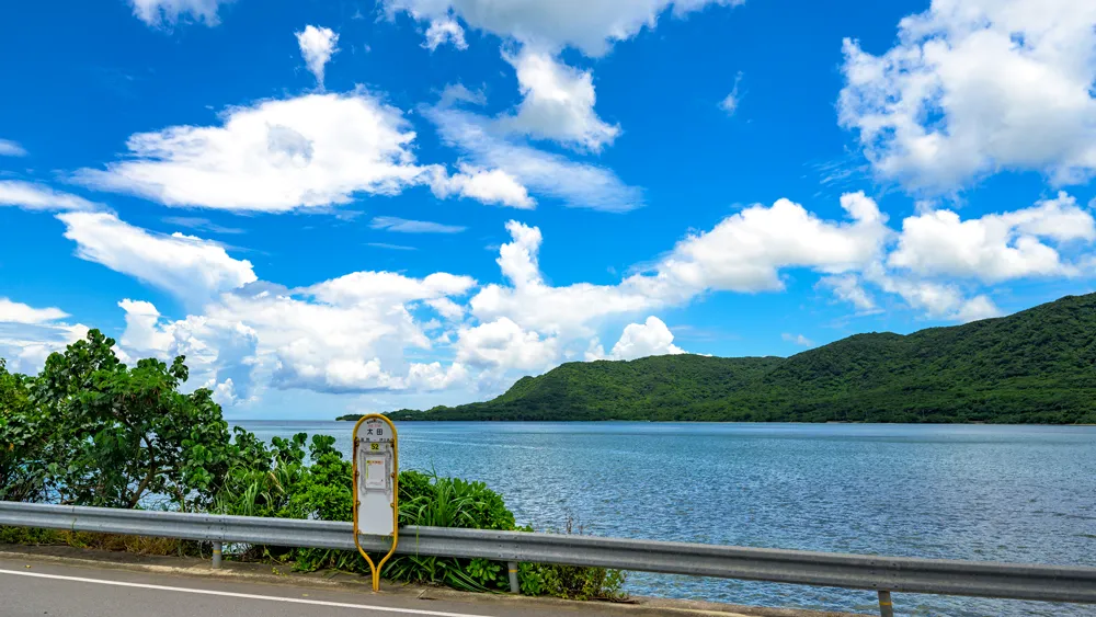石垣島のバス停