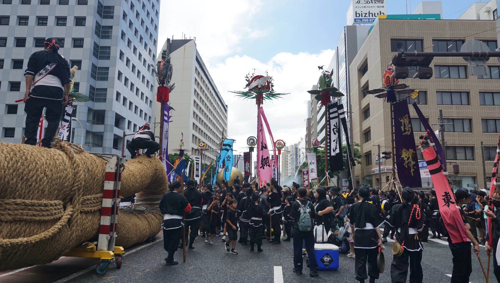 会場に集まった各地域の旗頭