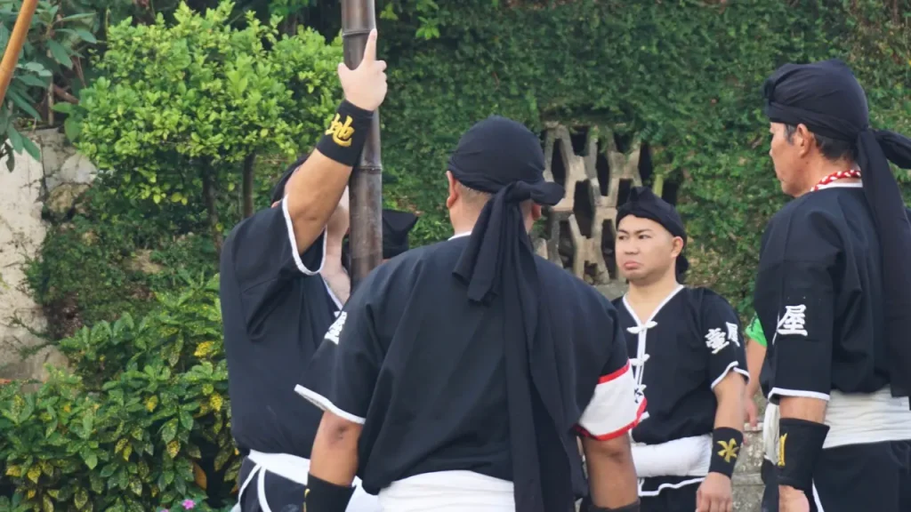 各長が腕につける代表リストバンド
